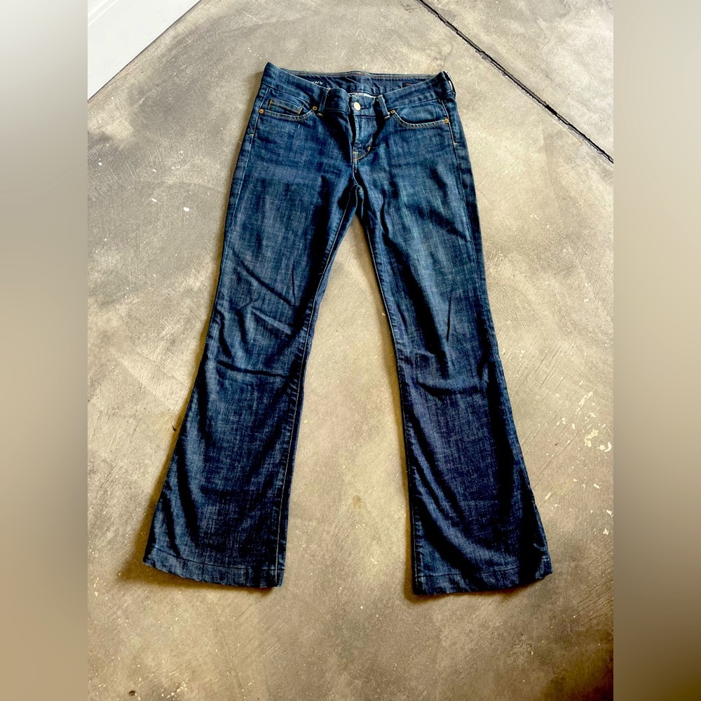 Citizens of Humanity low waisted full leg jeans size 28
